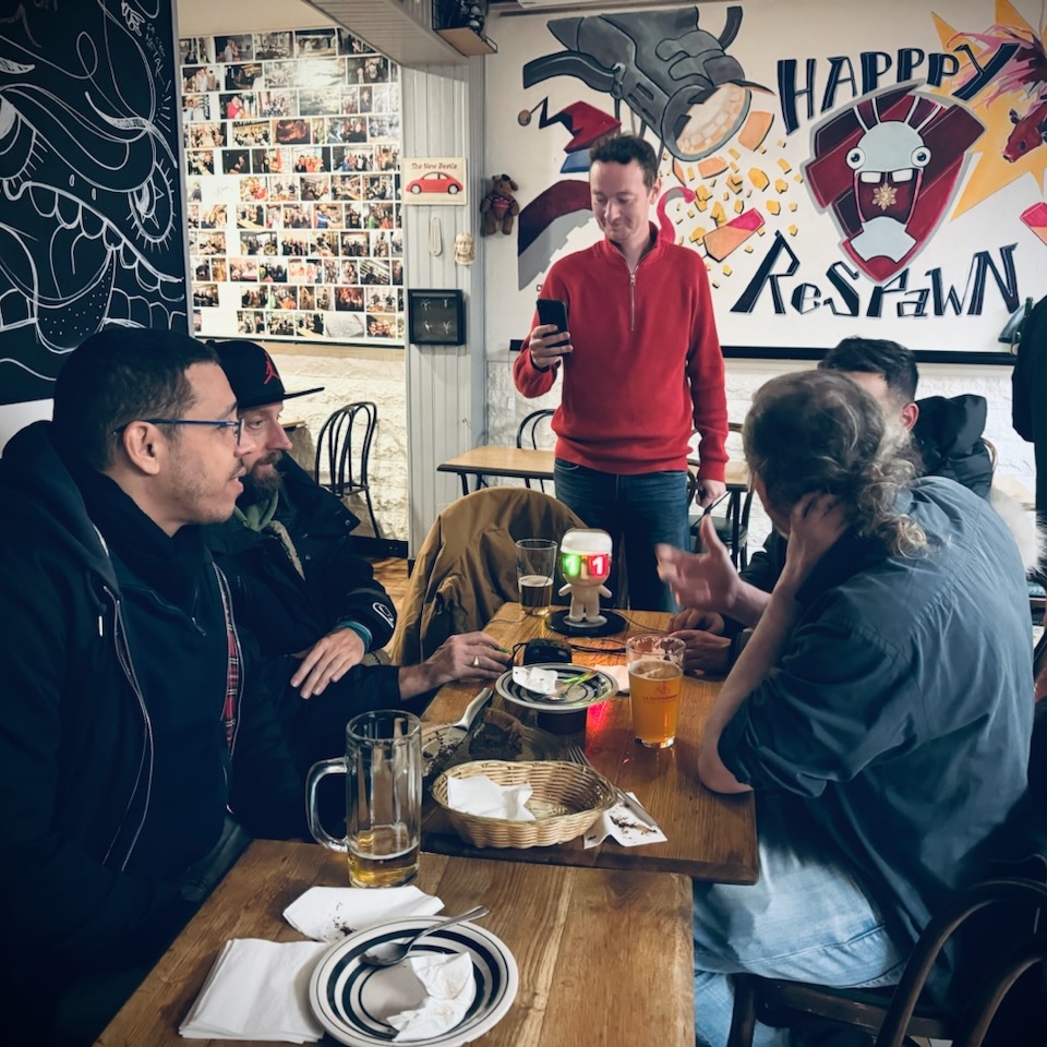 Brainstorming avec des développeurs de jeu vidéo